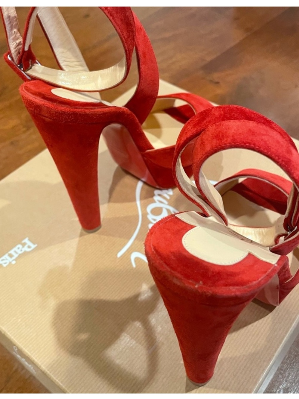 Christian Louboutin size 39.5 high heels - Picture 7 of 10